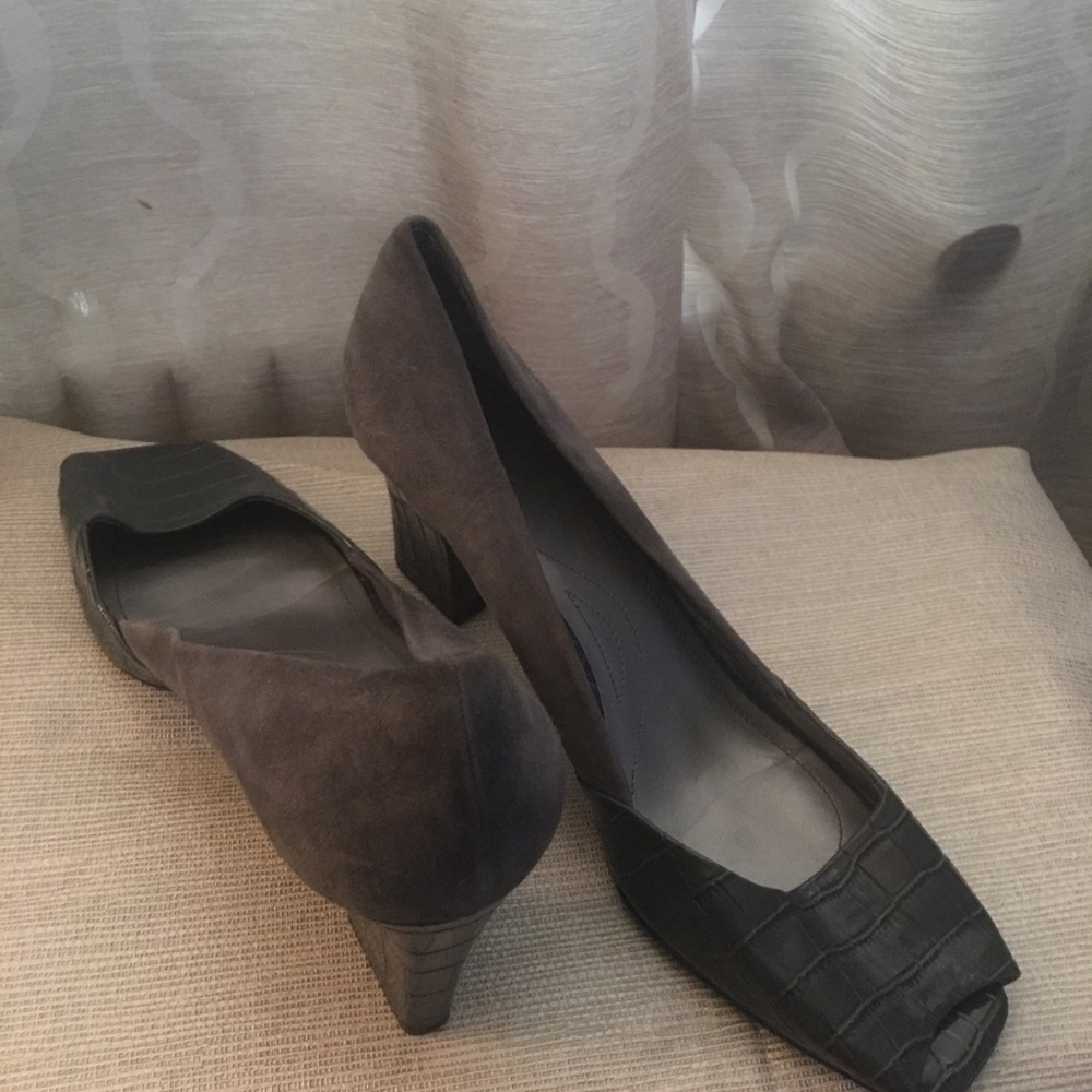 Leather and suede peep toe Tahari